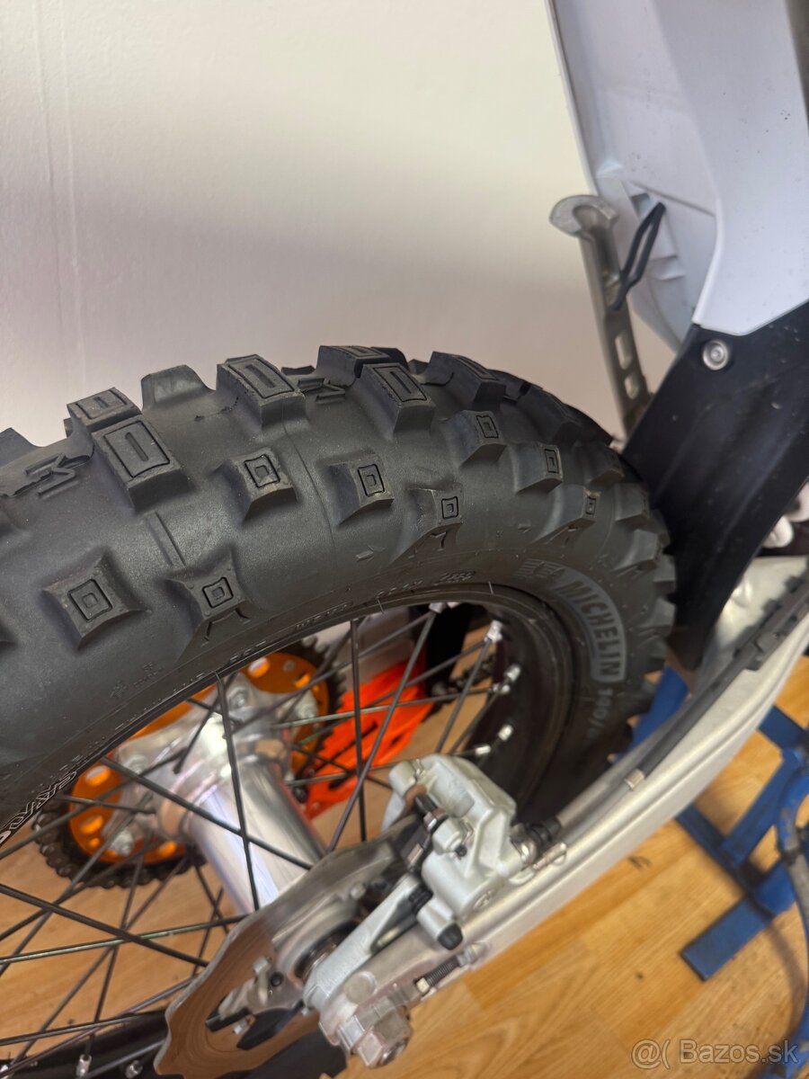 Predám Ktm EXC 300 sixdays TBI 2024