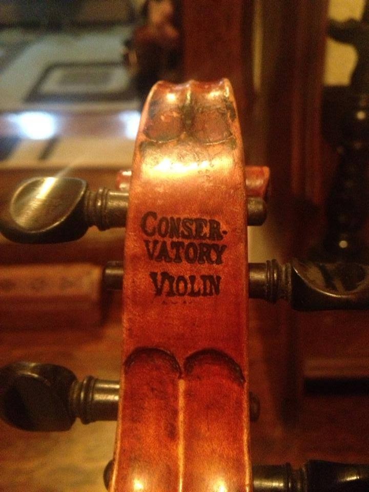 predám pianinoPetrof zachovalé-len vopred TEL:0949782975 - 2