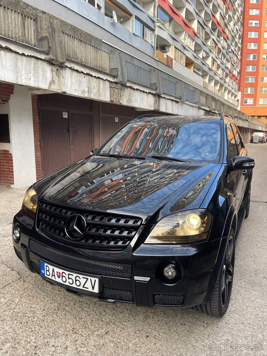 Mercedes benz ML 63 AMG - 2
