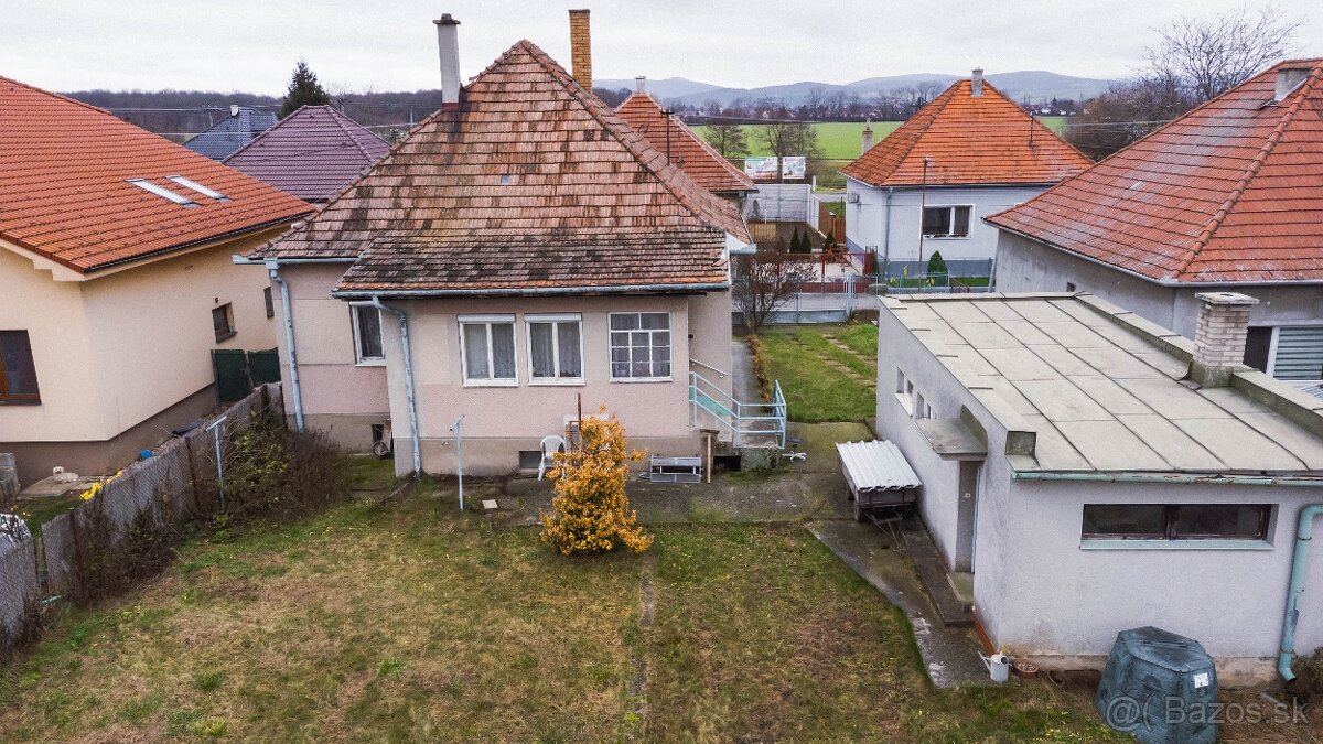 ÚTULNÝ 3-IZBOVÝ RODINNÝ DOM - NADLICE - 2