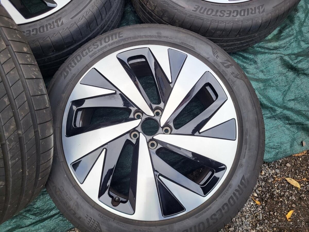 Letní kola Volkswagen ID4 ID5 R20 Drammen - 2