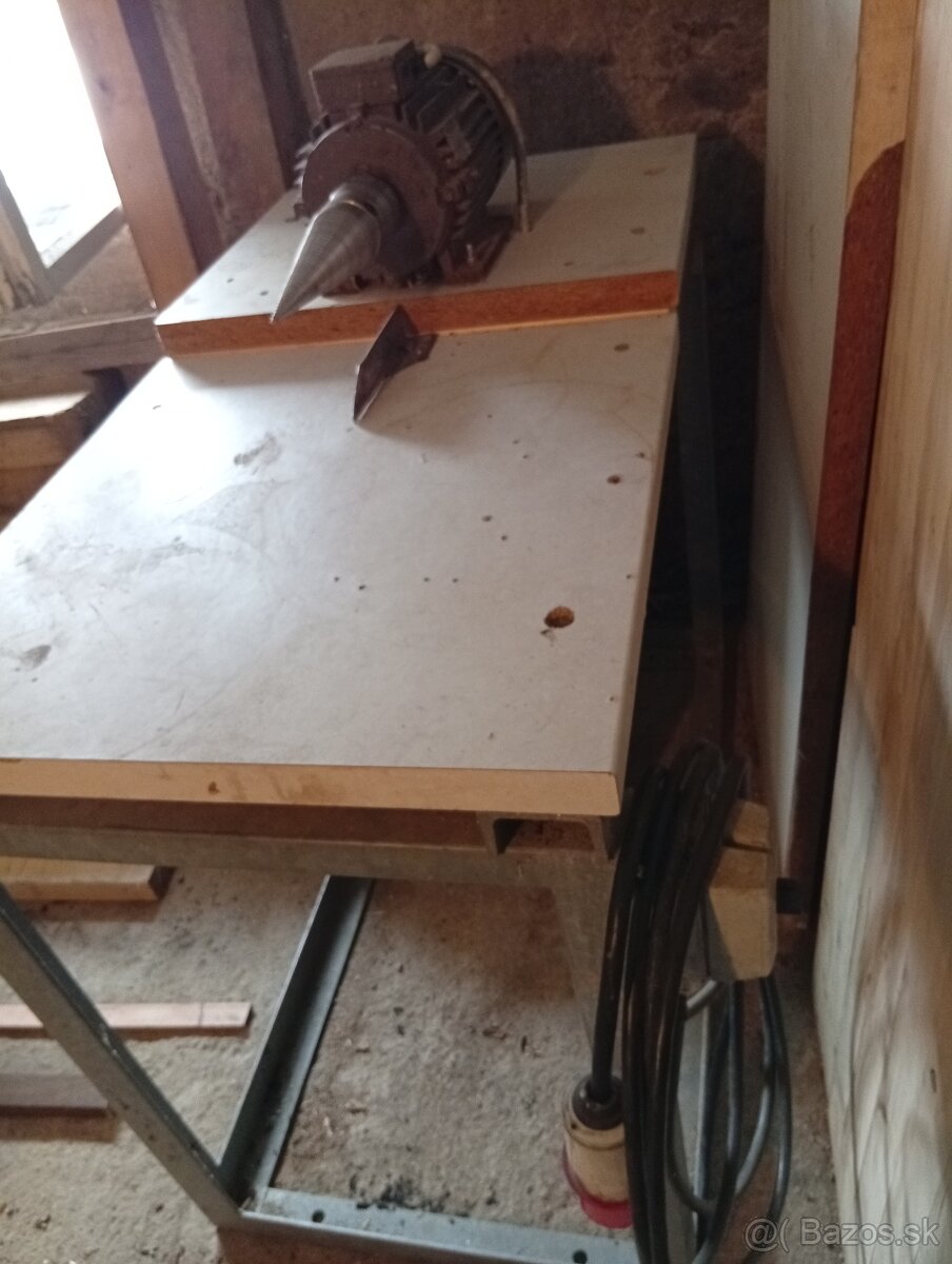 Kužeľová štiepacka - 2