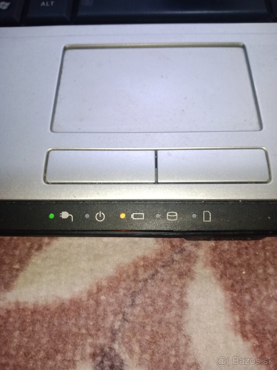 Toshiba Satellite L300-1A3 Systém Unit - 2