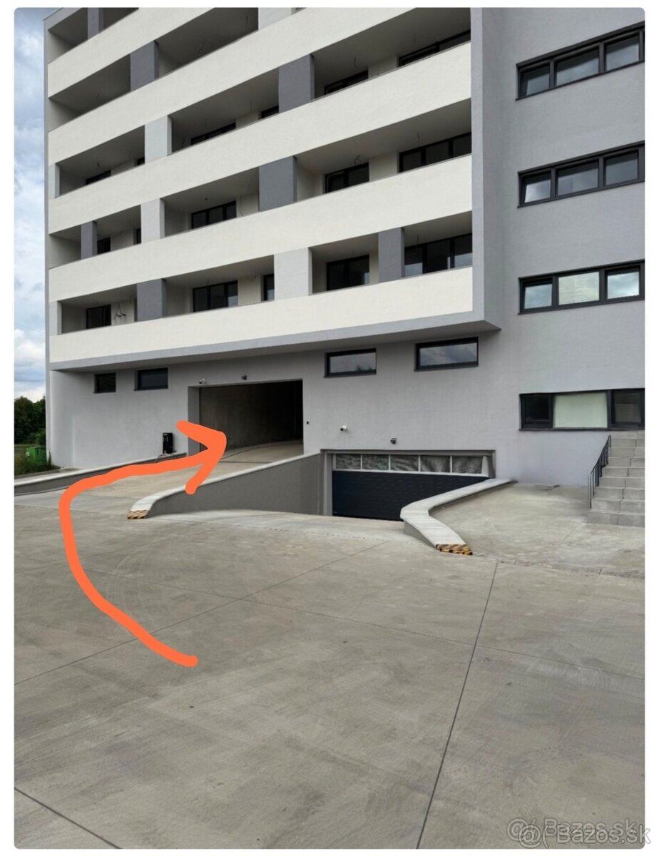 Nová garáž v objekte GreenSide - 2