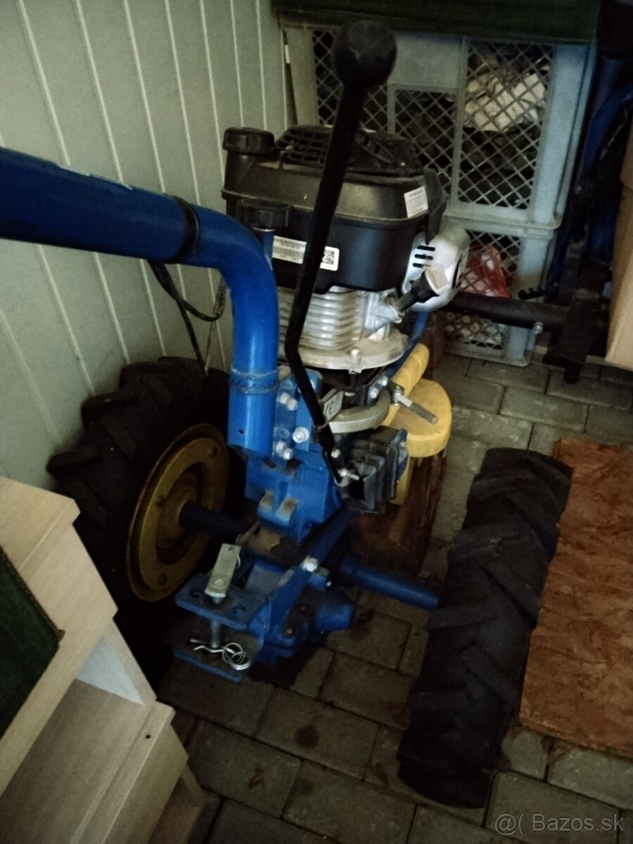 Predám malotraktor - 2