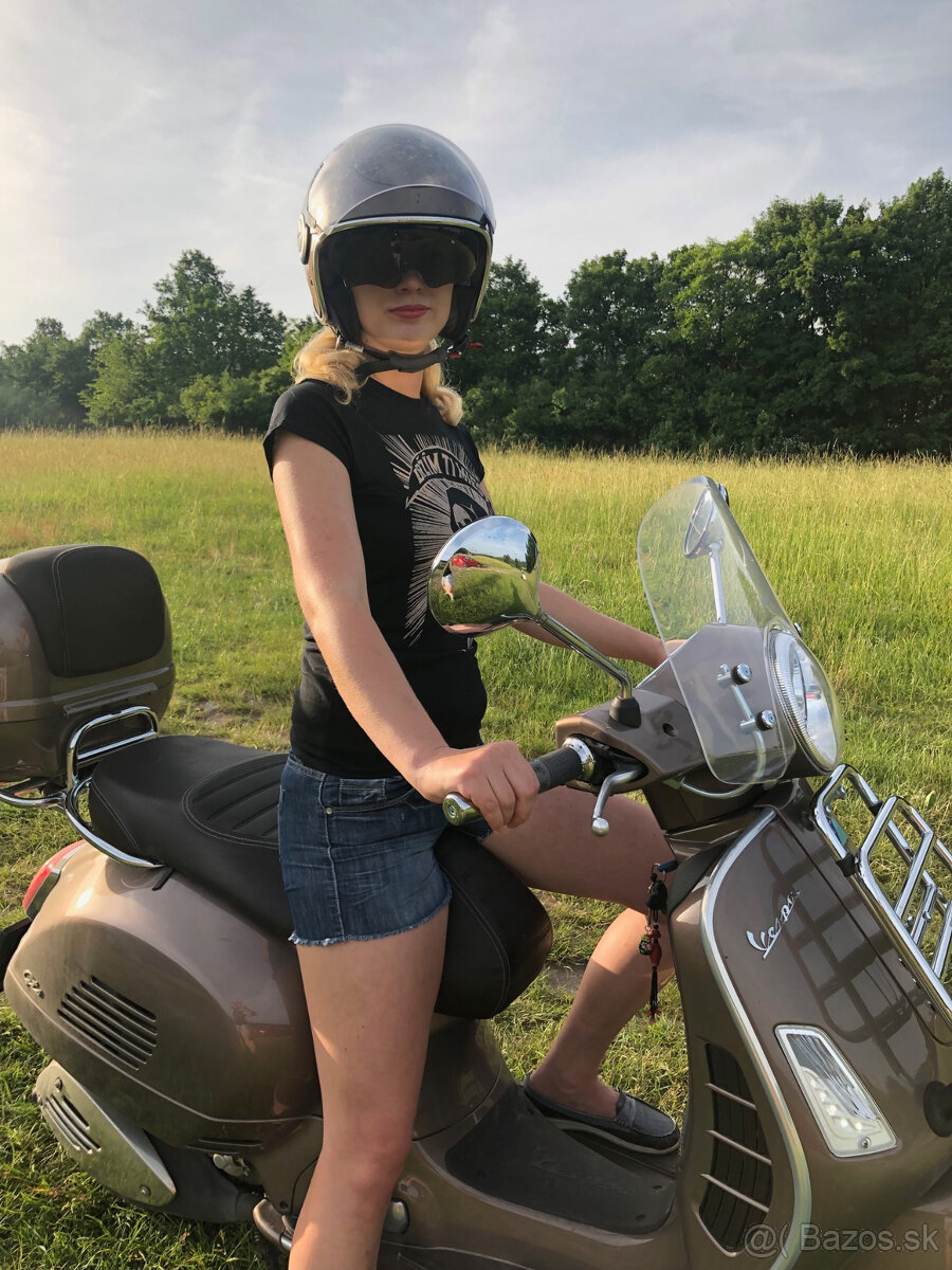 PIAGGIO VESPA GTS 300 TOURING - 2