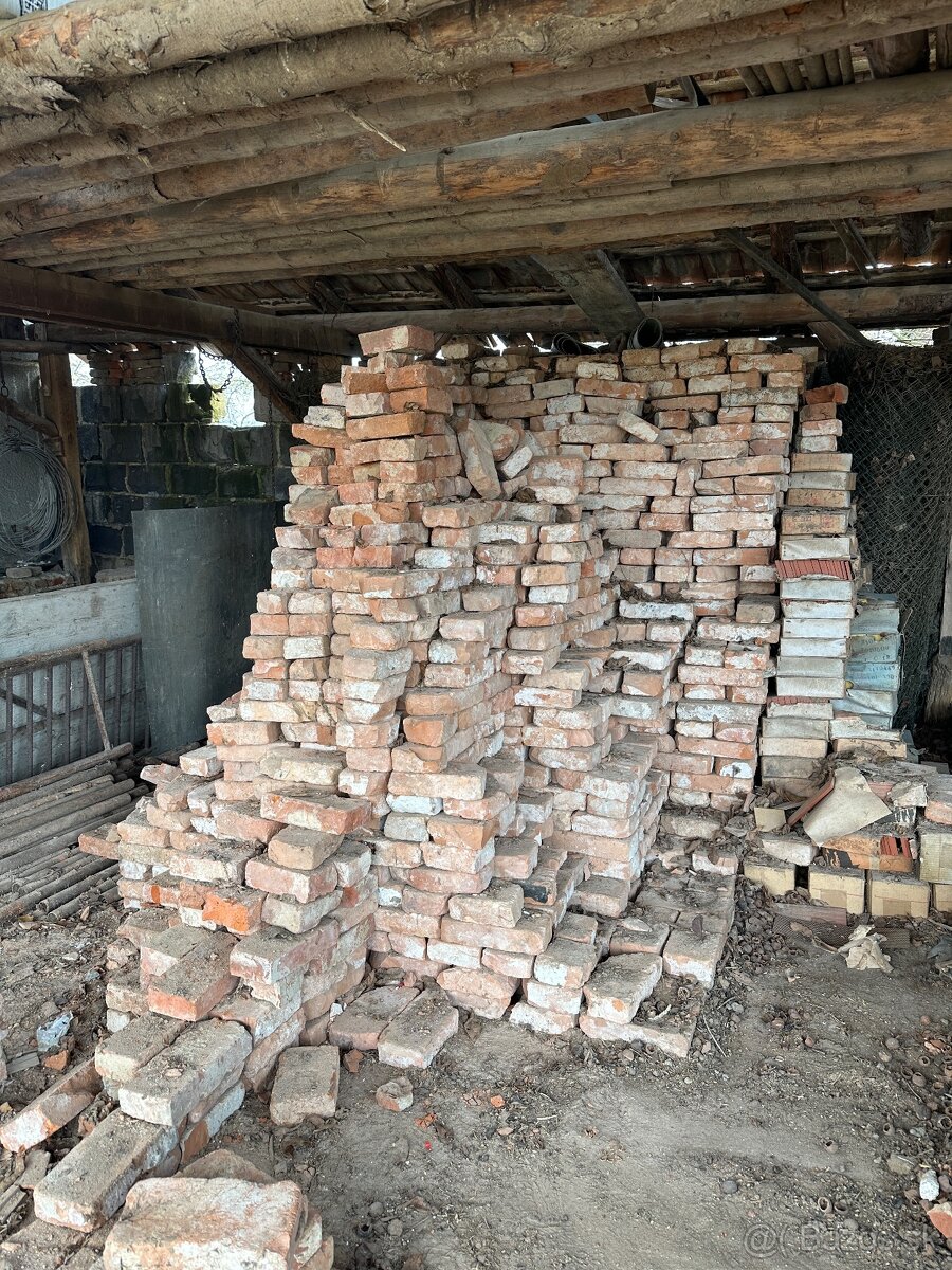 Predám tehlu. - 2