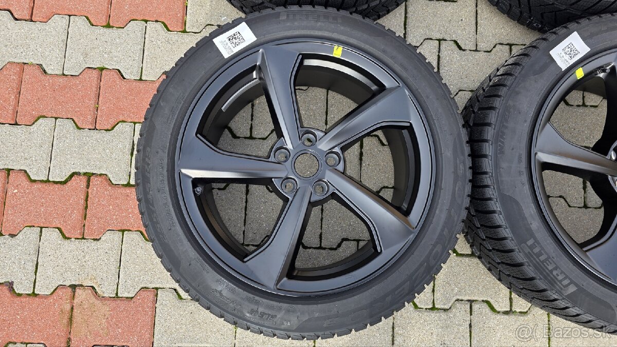 255/45R19 Tesla Y Juniper zimne nove - 2