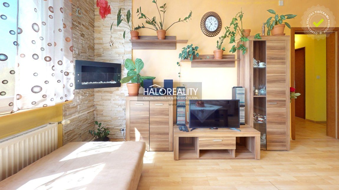 HALO reality - Predaj, trojizbový byt Lučenec - EXKLUZÍVNE H - 2