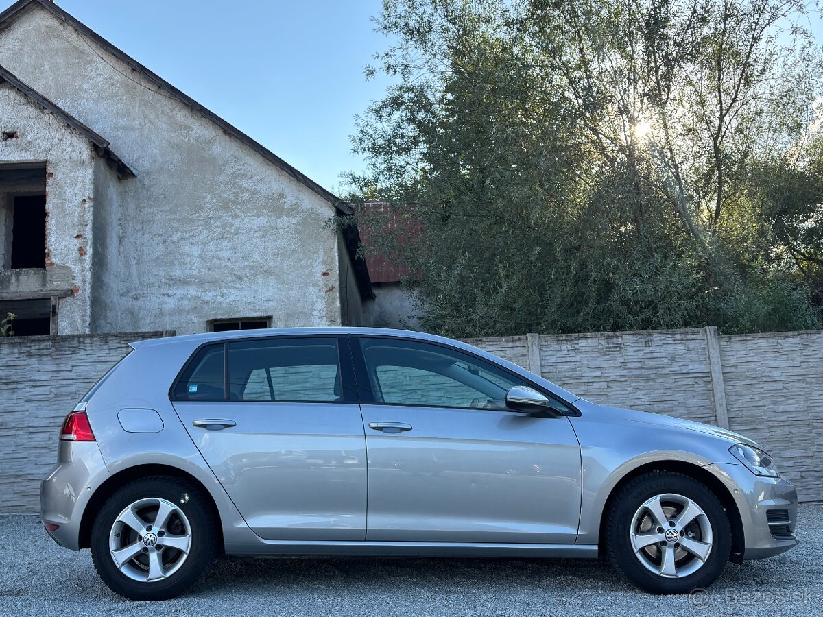 Volkswagen Golf 1.2 TSI BMT Comfortline Možný odpočet DPH - 2