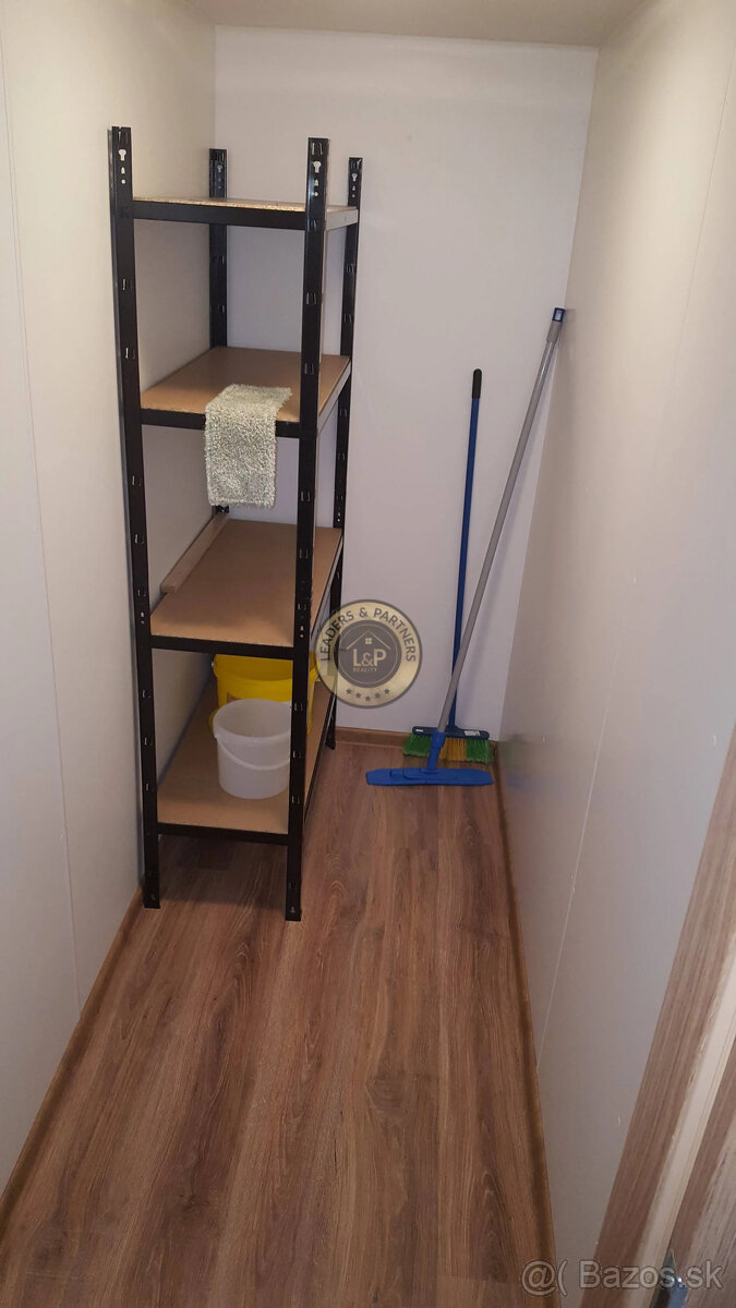 Na predaj 2iz. drevodom s malým pozemkom - 2