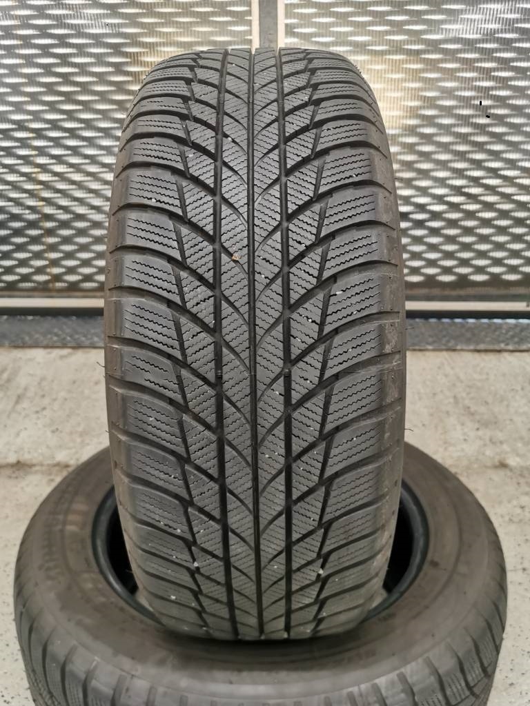 Bridgestone Run flat 225/55 R17 97H zimné pneu 2KS - 2