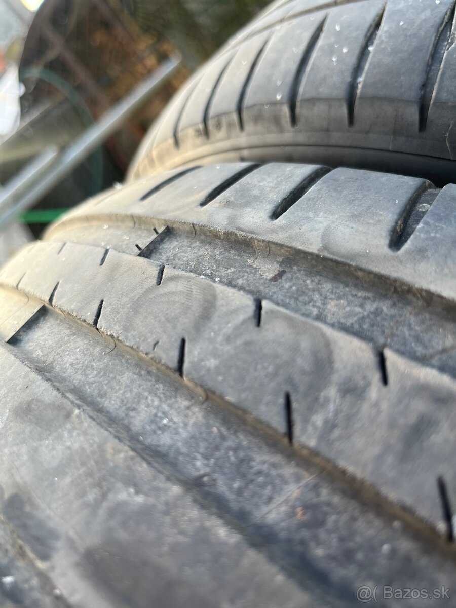 225/45/R18 Michelin pilot sport 4 ZP - 2