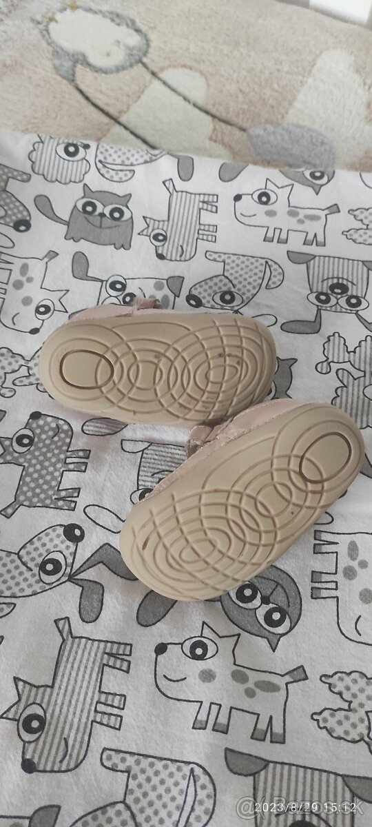 Dievčenské topánočky veľkosť 18 - 2