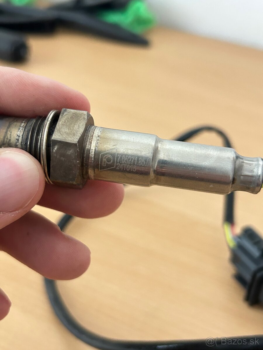 NOx senzor Pierburg 7.05271.85.0) - 2