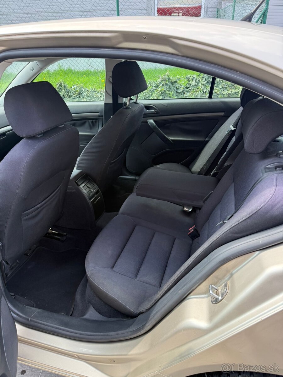 Škoda Octavia II - 2