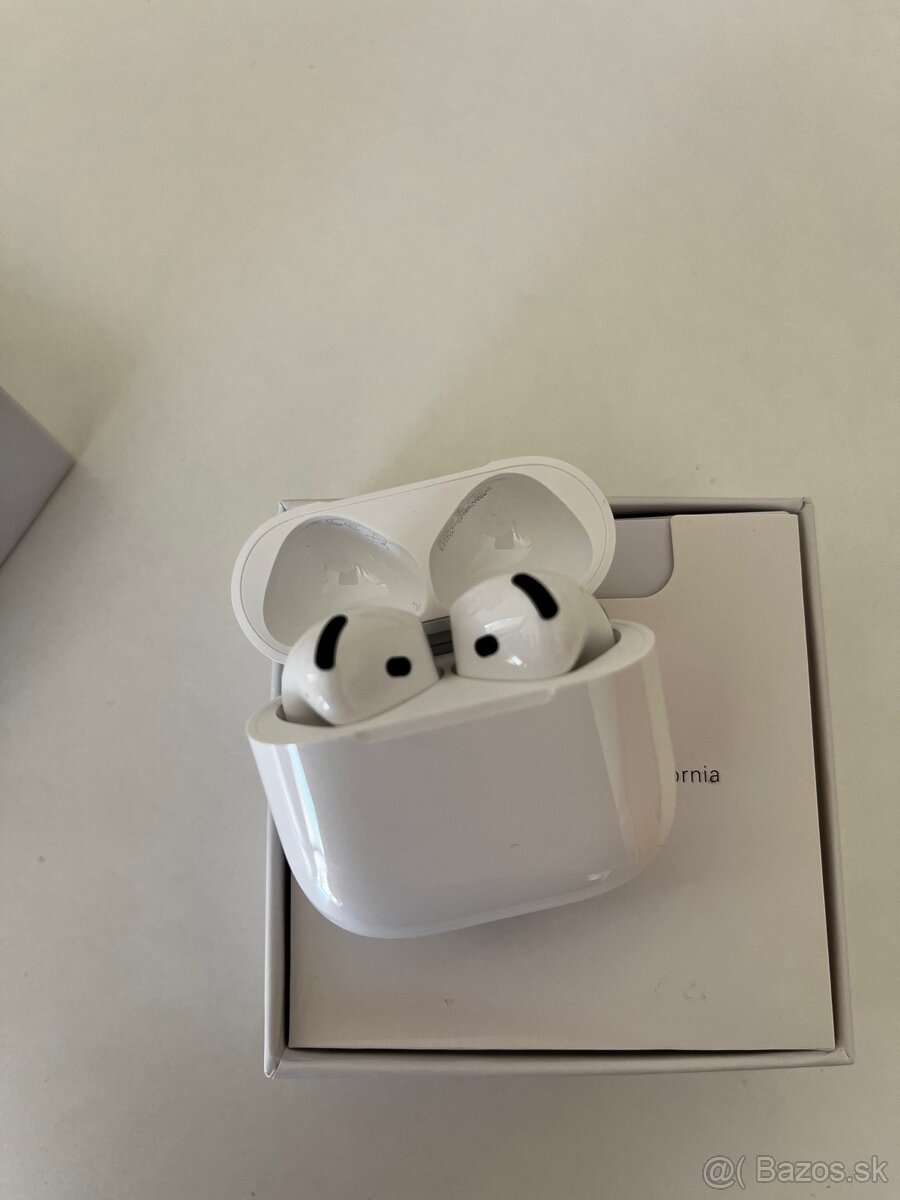 Apple AirPods (2. generácia) – ako nové - 2