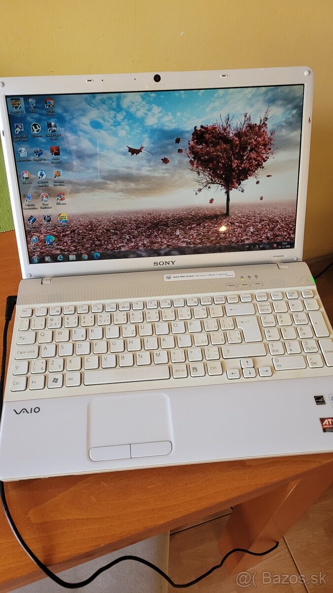 Notebook Sony Vaio VPCEB3E1E-funkčný - 2