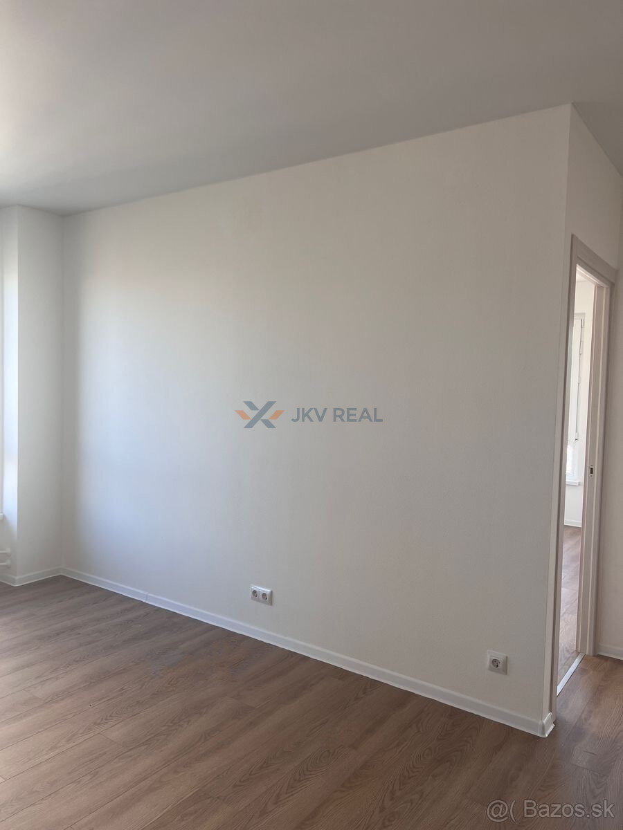 Na predaj krásny 3-izbový byt po kompletnej rekonštrukcií - 2