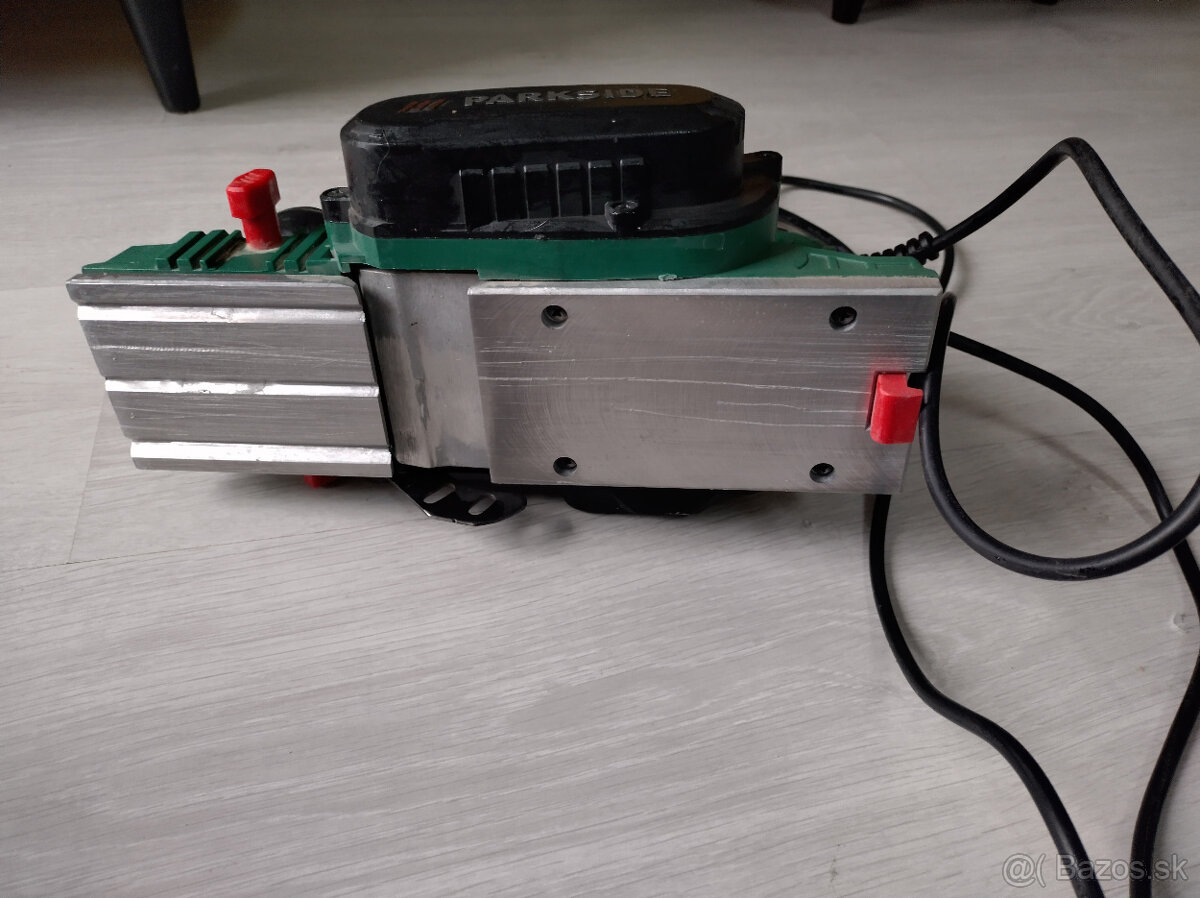 Elektrický hoblík PEH 30 E5 - 2