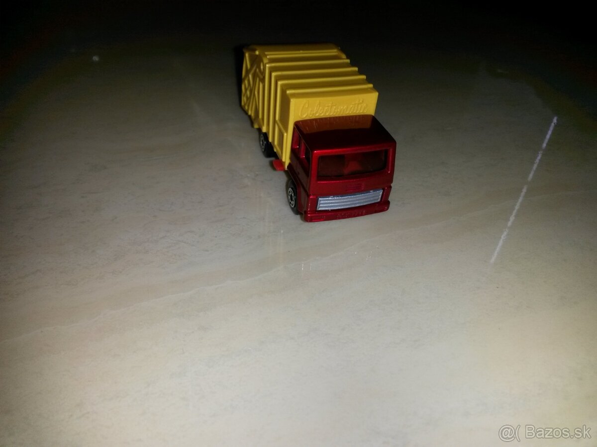 Matchbox SF REFUSE TRUCK - 2