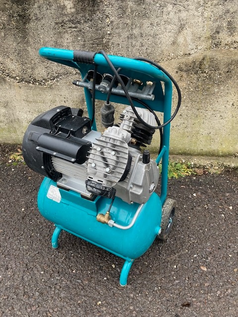 Predám kompresor Aircraft 361/20 E - 2