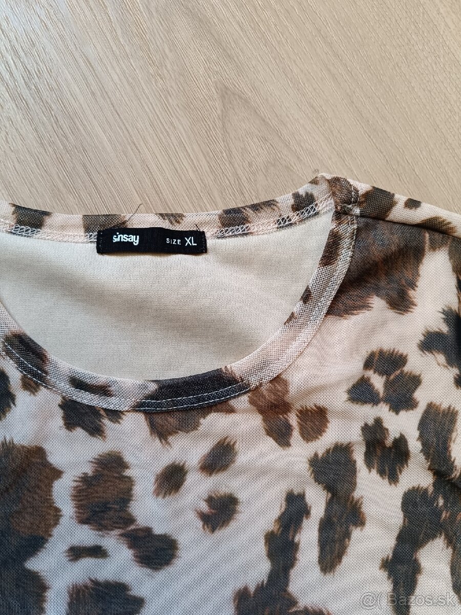 Krátke vzorované tričko - 2