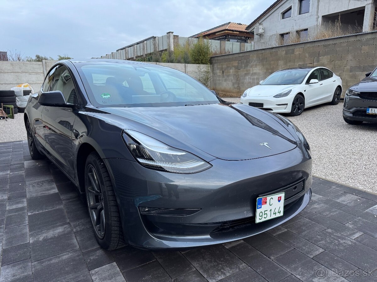 Tesla Model 3 Long Range - 2