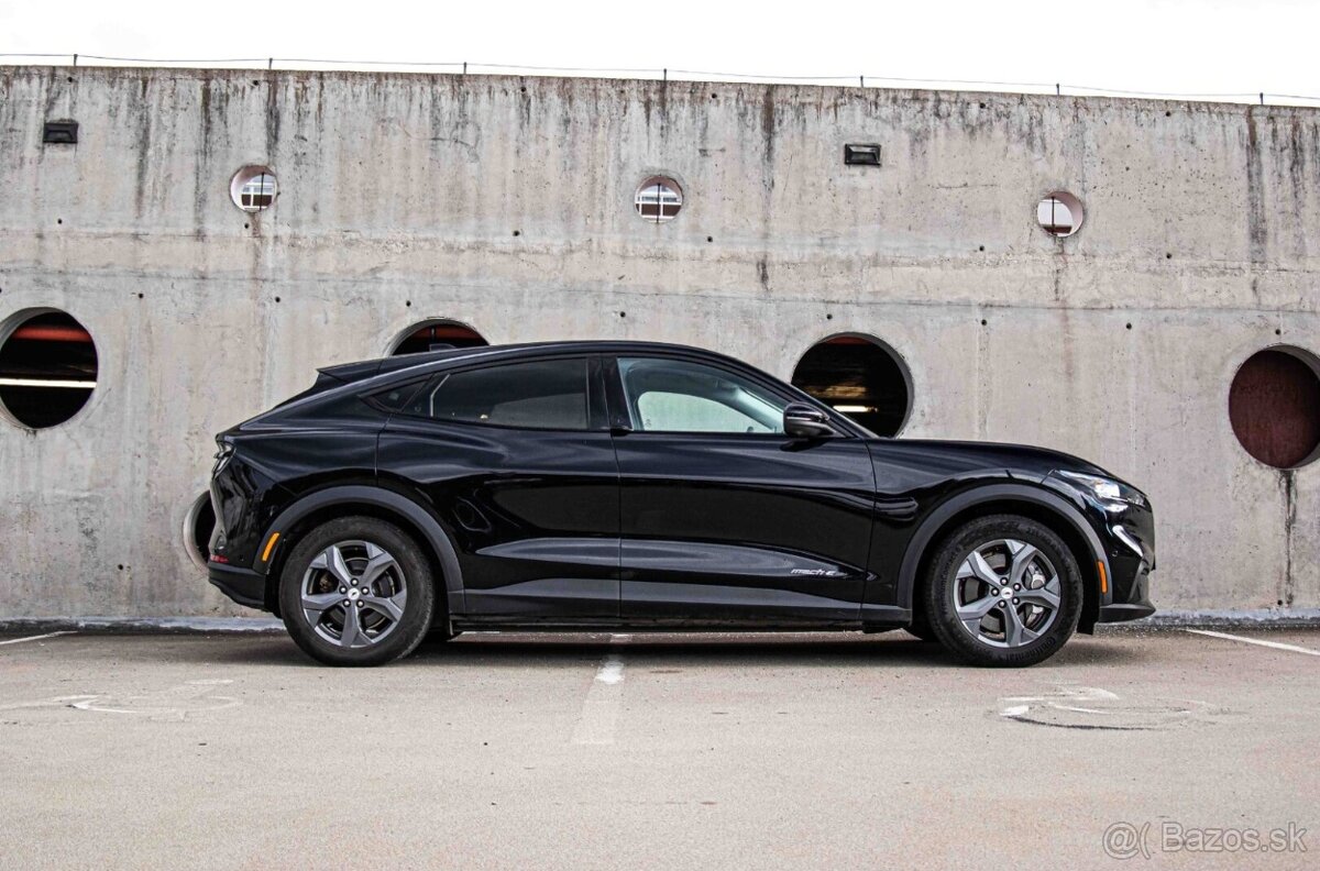 Ford Mustang Mach-E / ODPOČET - 2