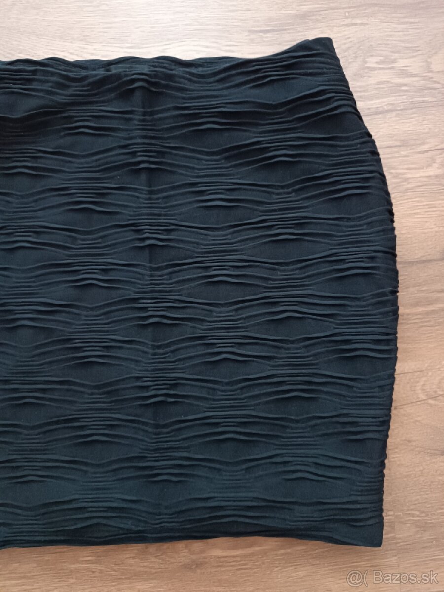 Čierna sukňa - 2