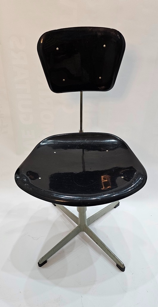 industriálna otočná stolička - 2