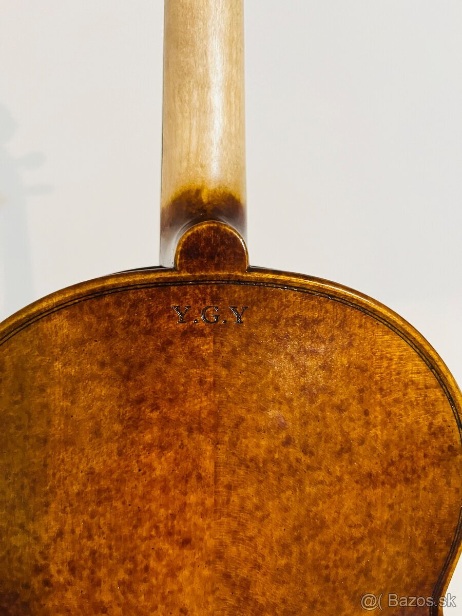 Predám husle, 4/4 husle: "Y.G.Y." 18 ,model Stradivari- Kr - 2