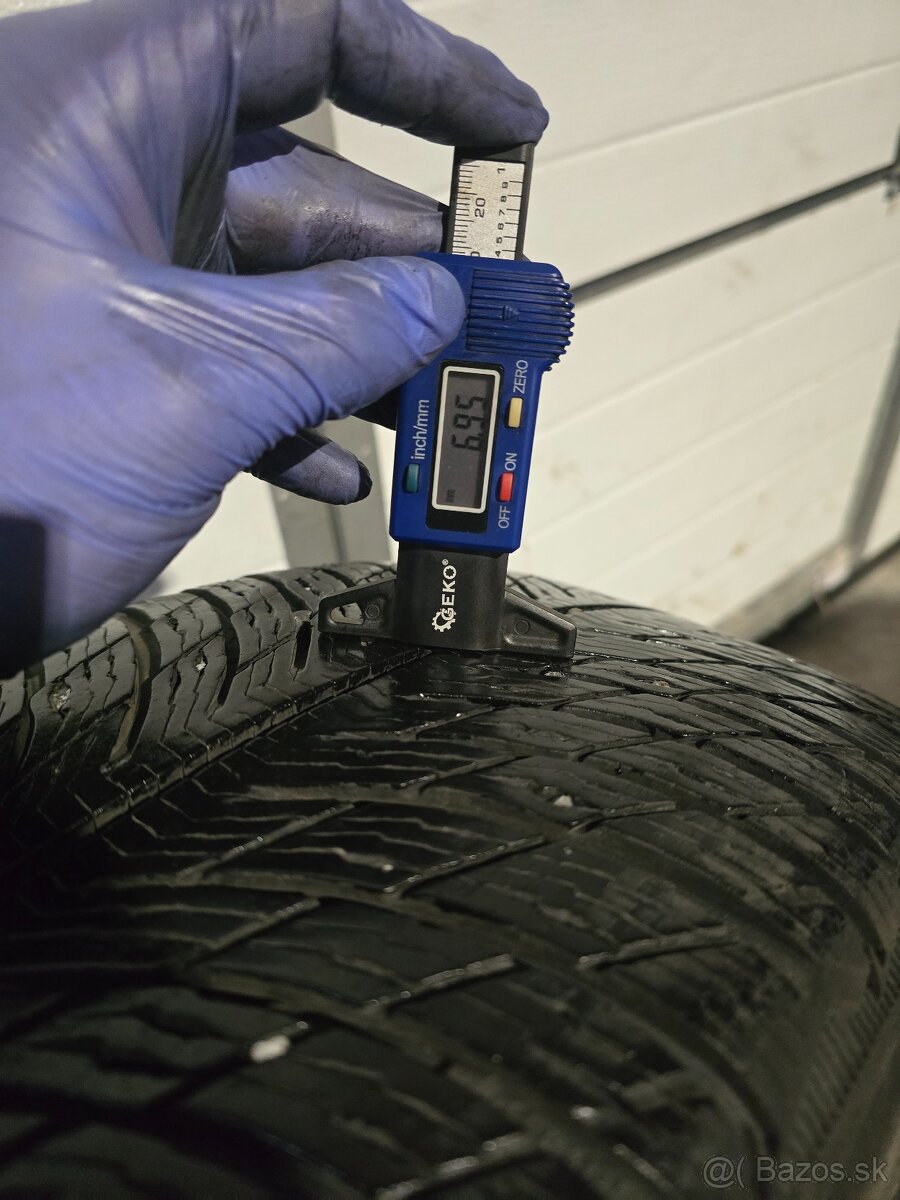 Zimné Pneu Michelin 235/60 R17 2ks - 2