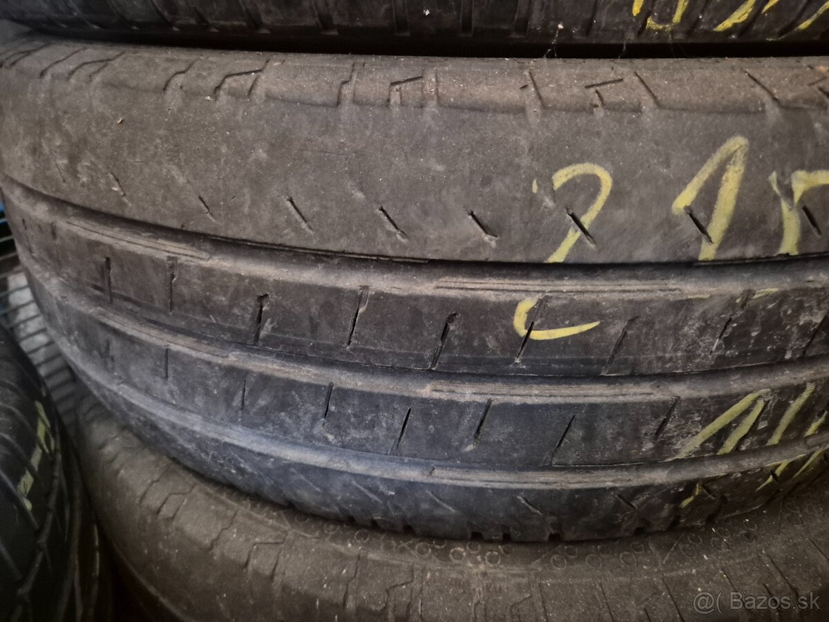 Predam letne pneu 4x 215/60R17C Continental - 2