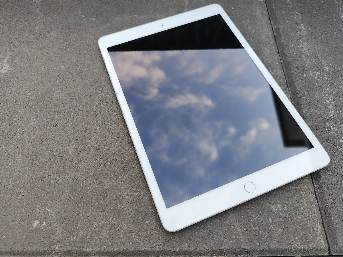 Ipod 8 generacia 32GB - 2