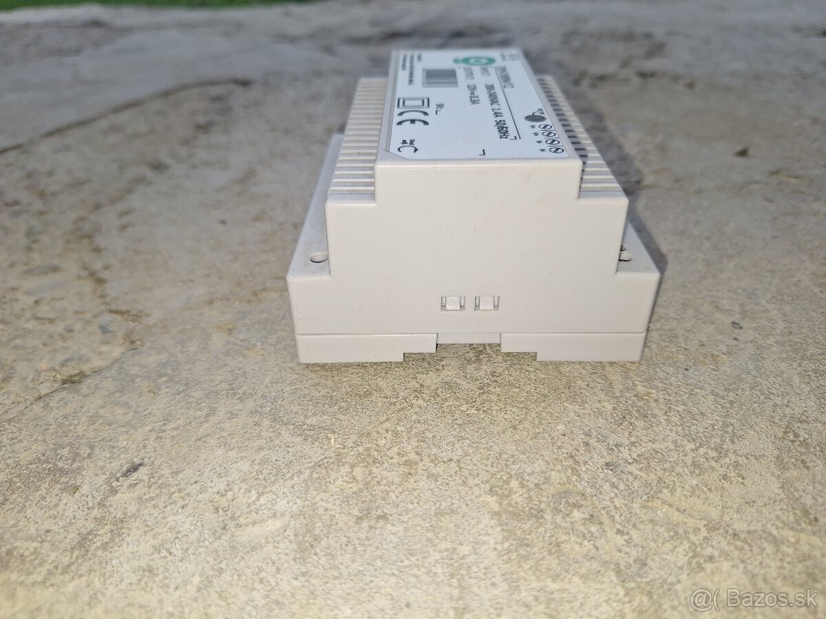 Impulzný napájací zdroj na DIN lištu - 2