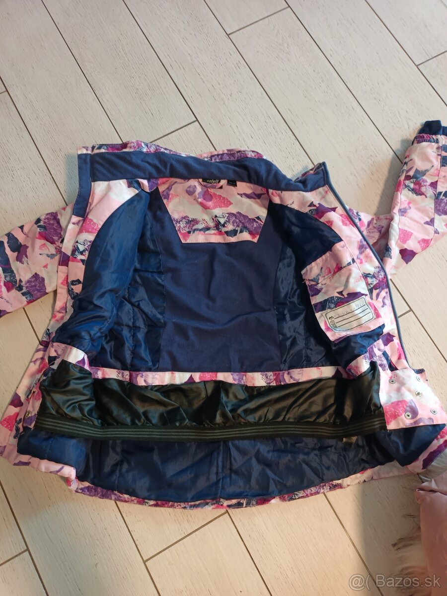 Zíimná športová dievčenská vetrovka - 2