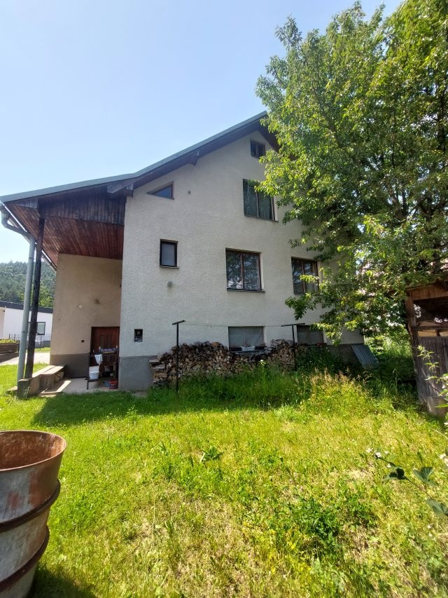 REZERVOVANÉ Exkluzívne predaj rodinný dom BB - 2