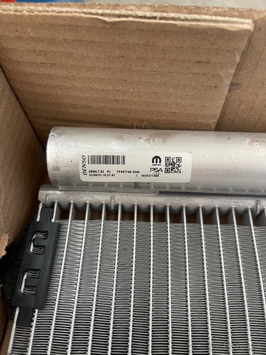 Nový chladič 9825371480 - 2