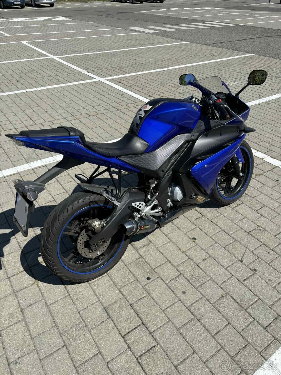 Yamaha YZF-R125 - 2