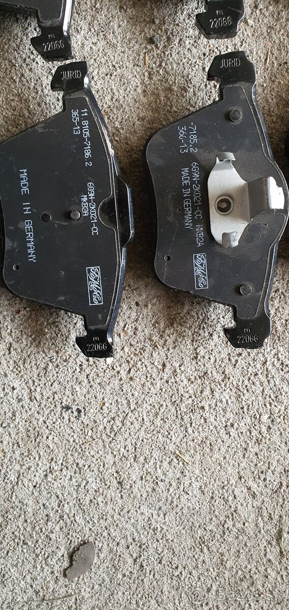 Predam nove platnicky pre ford - 2