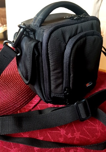 púzdro LOWEPRO A CASE LOGIC - 2