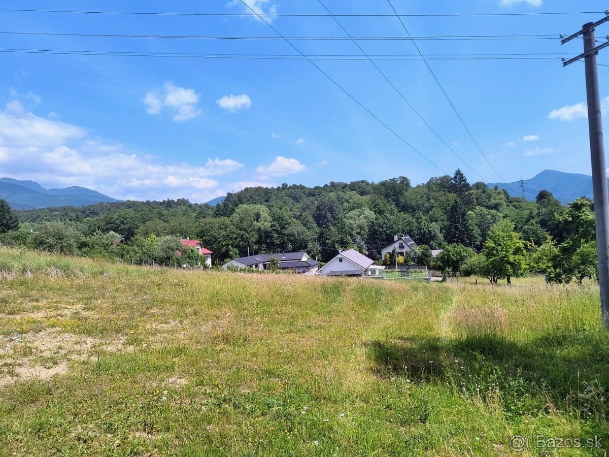 Na predaj slnečný pozemok Turany - 2