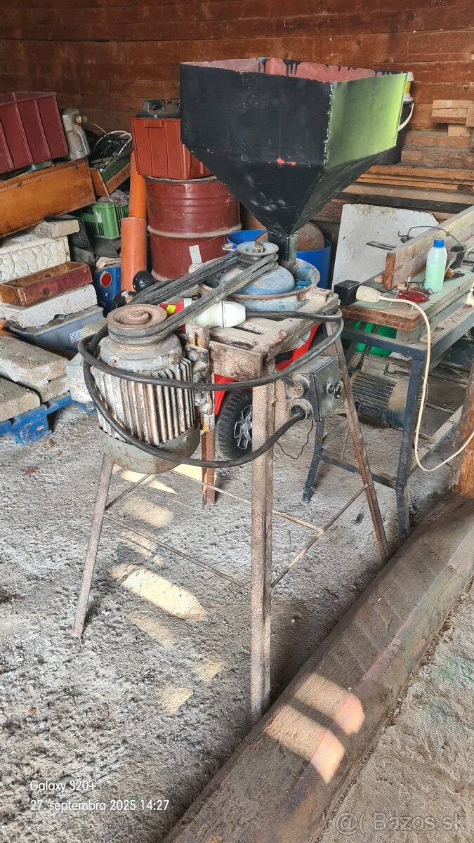 Šrotovnik na obilie - 2