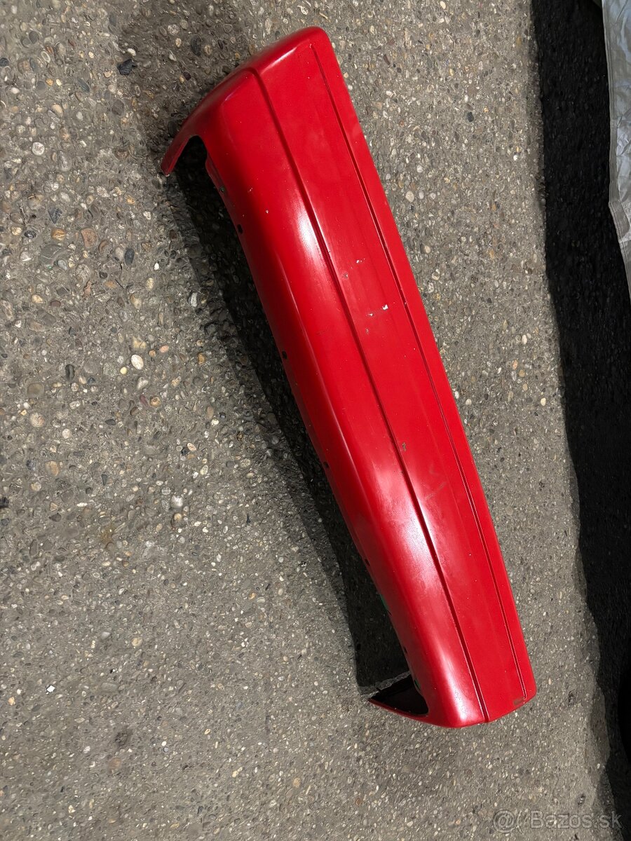 Zadný nárazník Chevrolet camaro 3. gen - 2