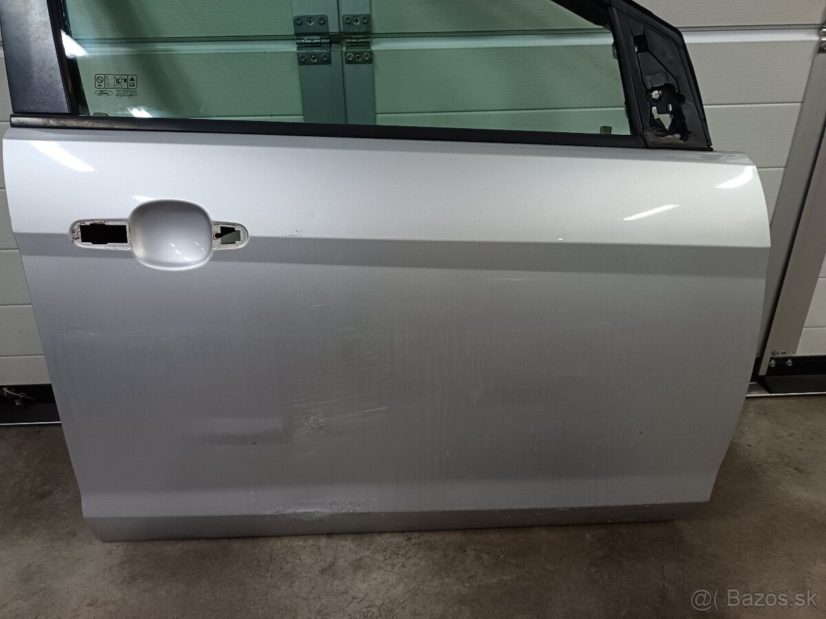 Predám práve predné dvere Ford Focus mk2 facelift - 2