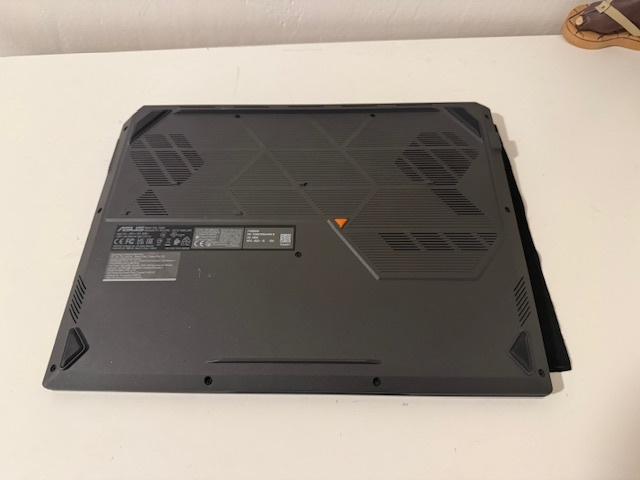 ASUS TUF Gaming A16 --- RTX5060 - 2