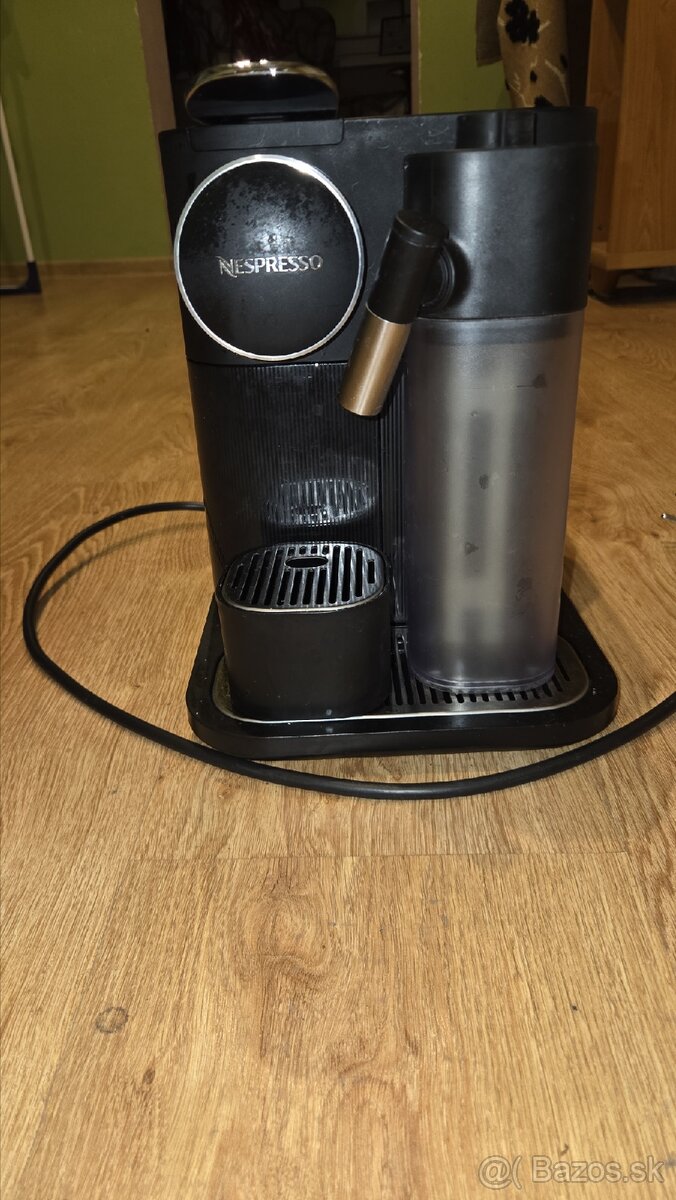 Kapsulový kávovar delonghi nespresso - 2