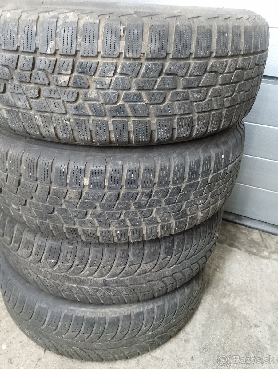 195/65 R15 - 2
