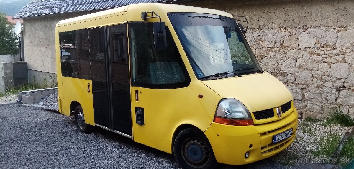 Renault master bus - 2